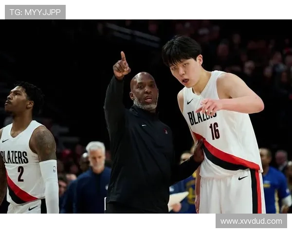 NBA赛季最新动态:巨星交易风暴与新秀表现引关注