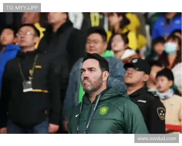 国家队迎关键战役主帅调整阵容新星有望首发引期待球迷热议备战细节