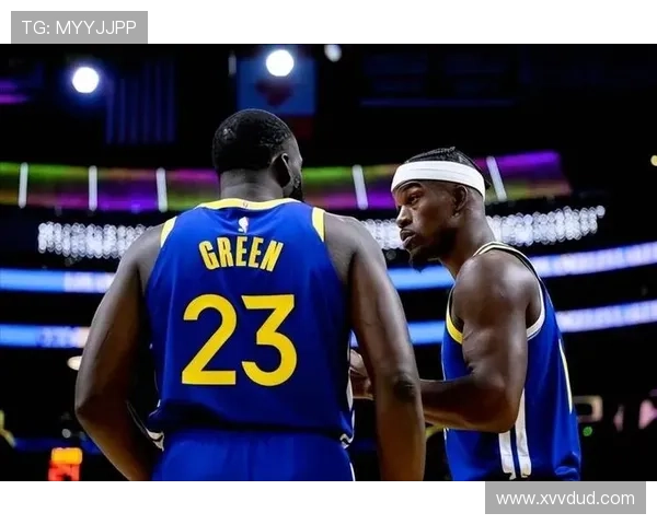 湖人逆转勇士上演惊险绝杀再度引爆全场焦点热议赛事表现潮流