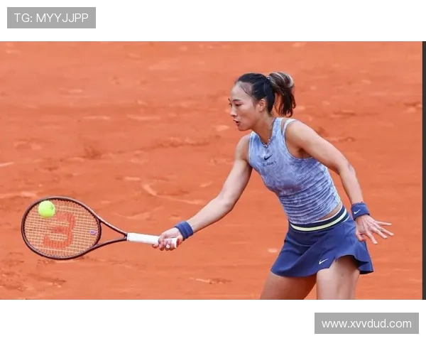 网球赛场风云再起：最新赛事结果揭晓 大牌球员争锋激烈展现非凡实力