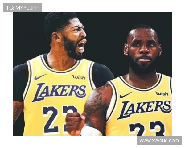 詹姆斯迎来新赛季挑战 湖人队强势补强力求重返总决赛